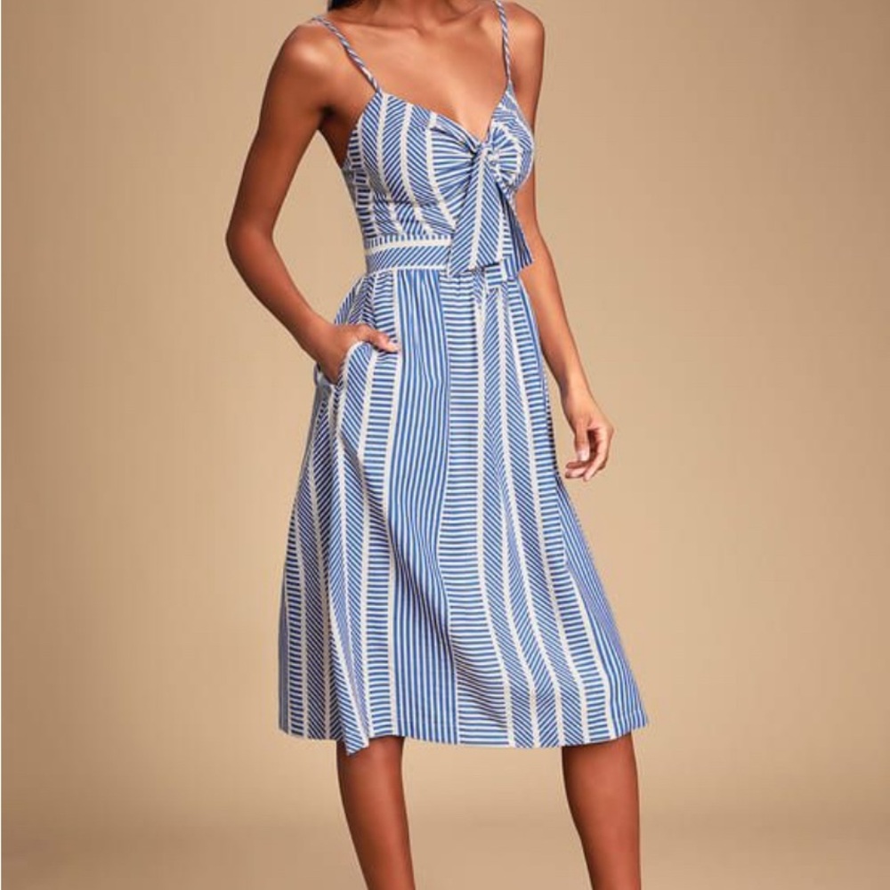 NWOT Lulu’s World Wonder Blue Striped Tie-Front Midi Dress